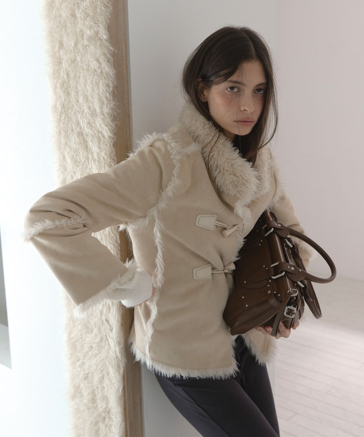 아수라(ASURA) TOGGLE REVERSIBLE MUSTANG (BEIGE)