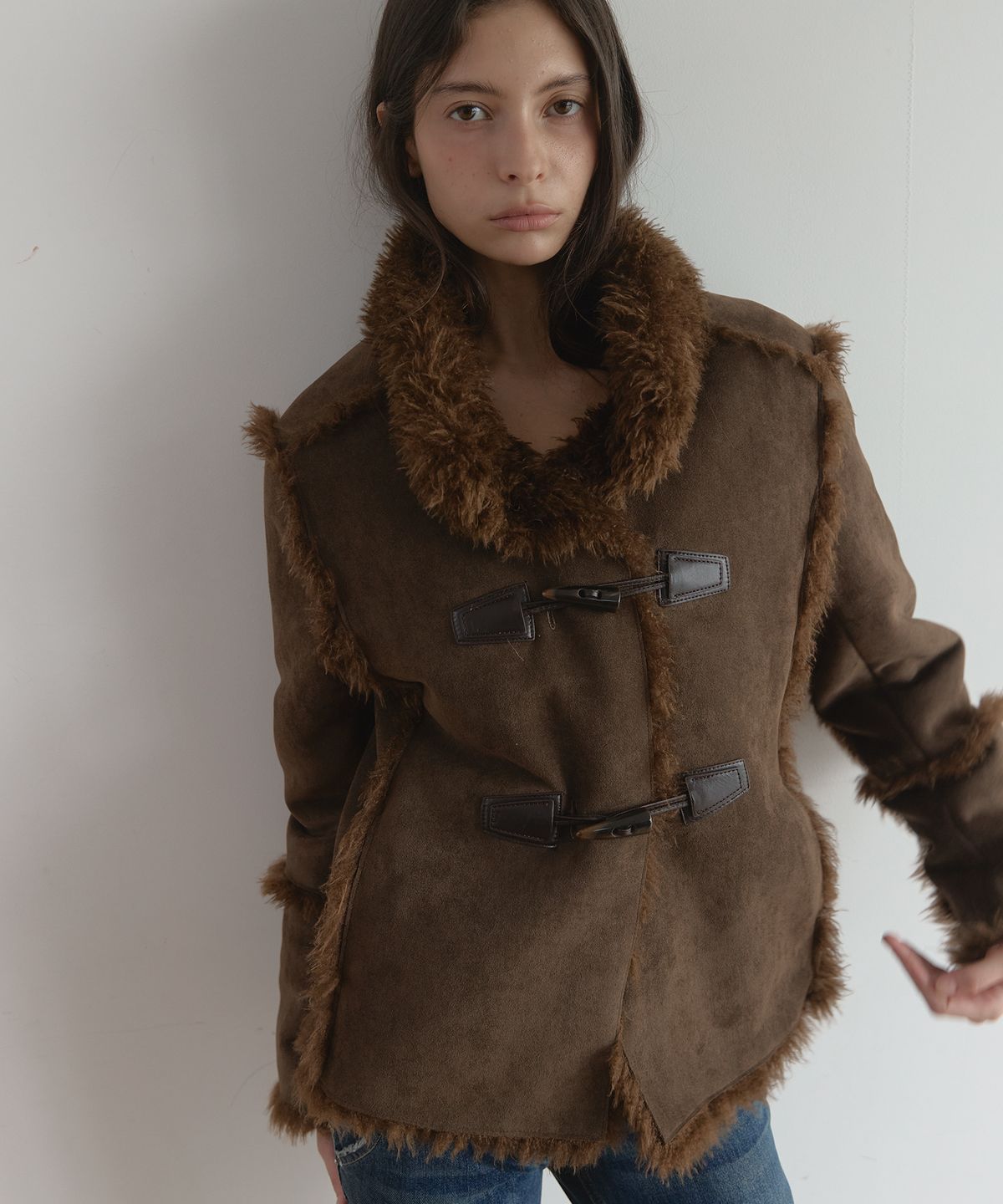 아수라(ASURA) TOGGLE REVERSIBLE MUSTANG (BROWN)