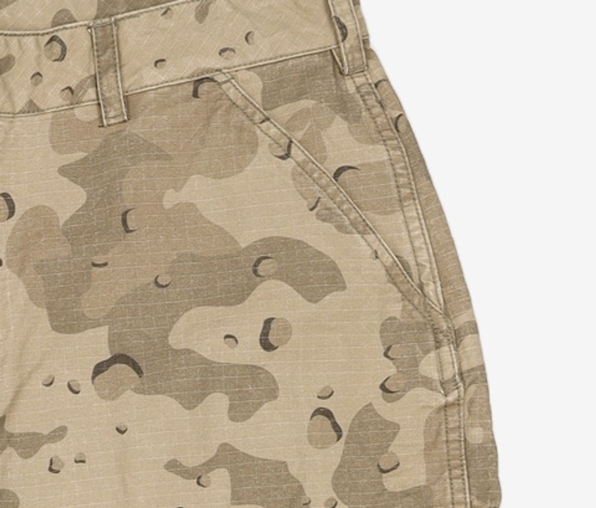 위캔더스(WKNDRS) CHOCOLATE CHIP CARGO PANTS (CAMO) XL