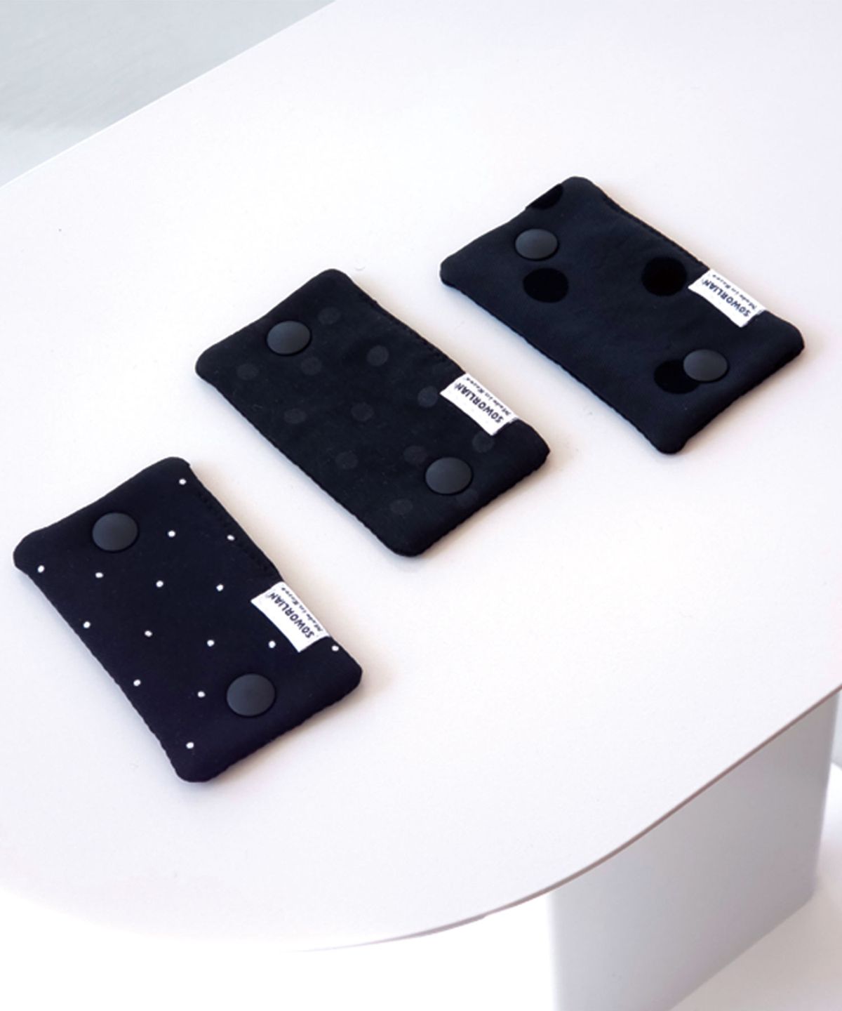 소월리안(SOWORLIAN) 이어폰홀더 Cable Holder_Black Dot