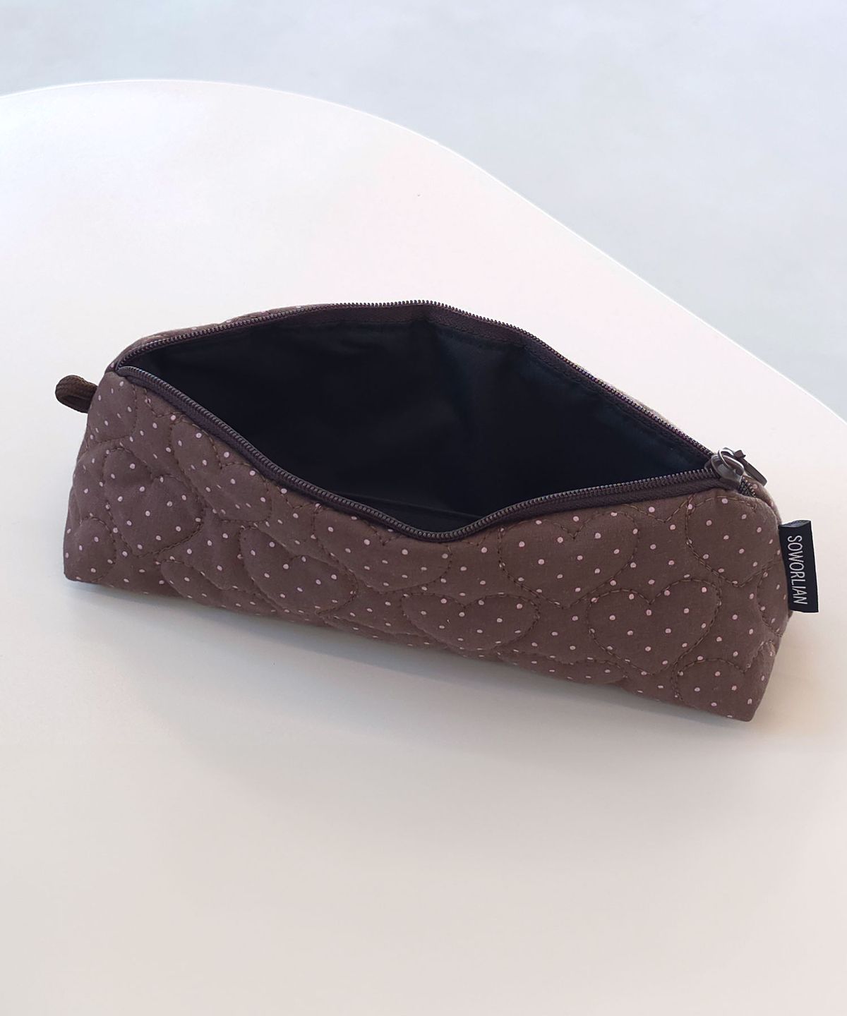 소월리안(SOWORLIAN) 삼각지퍼 펜슬파우치_쁘띠도트 Brownie