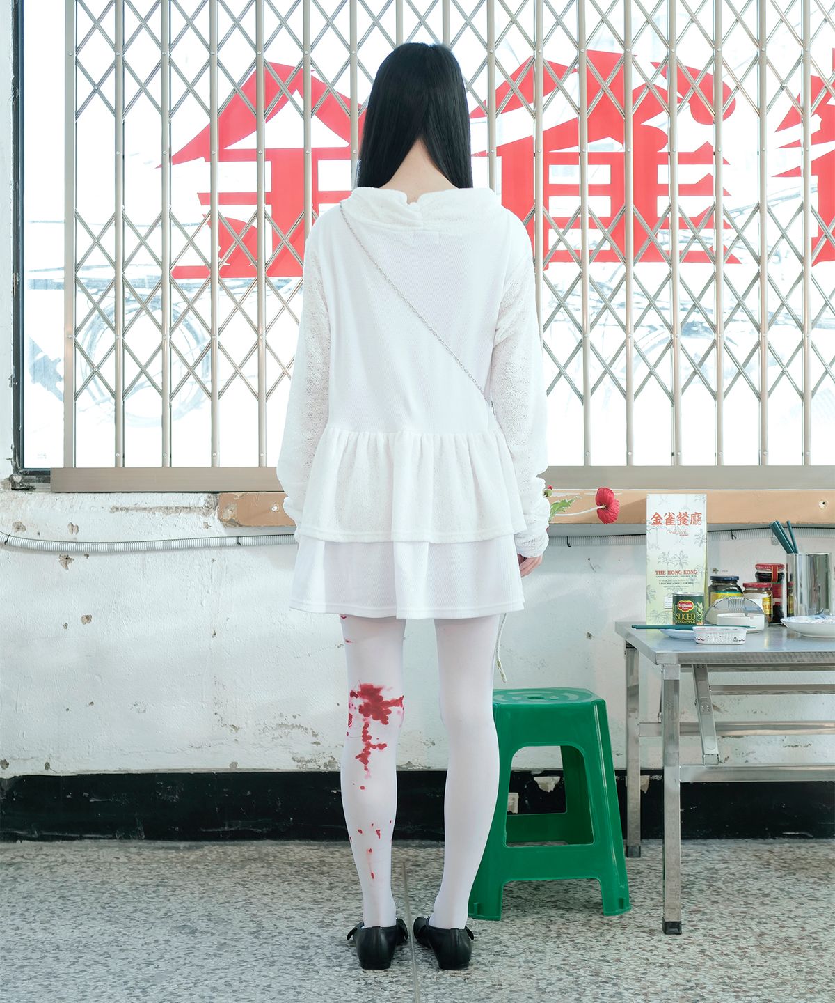 유쓰배쓰(YOUTHBATH) YB x xiuxiu Lettering Dress