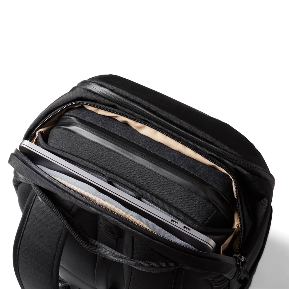 벨로이(BELLROY) 트랜싯 워크팩 백팩 20L(BTWB-BLK-215) - 블랙