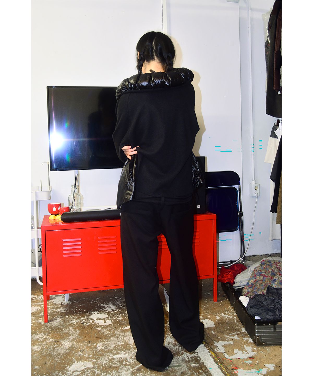 스틸레써디(STILLLETHARDY) 패디드 칼라 글로시 가디건