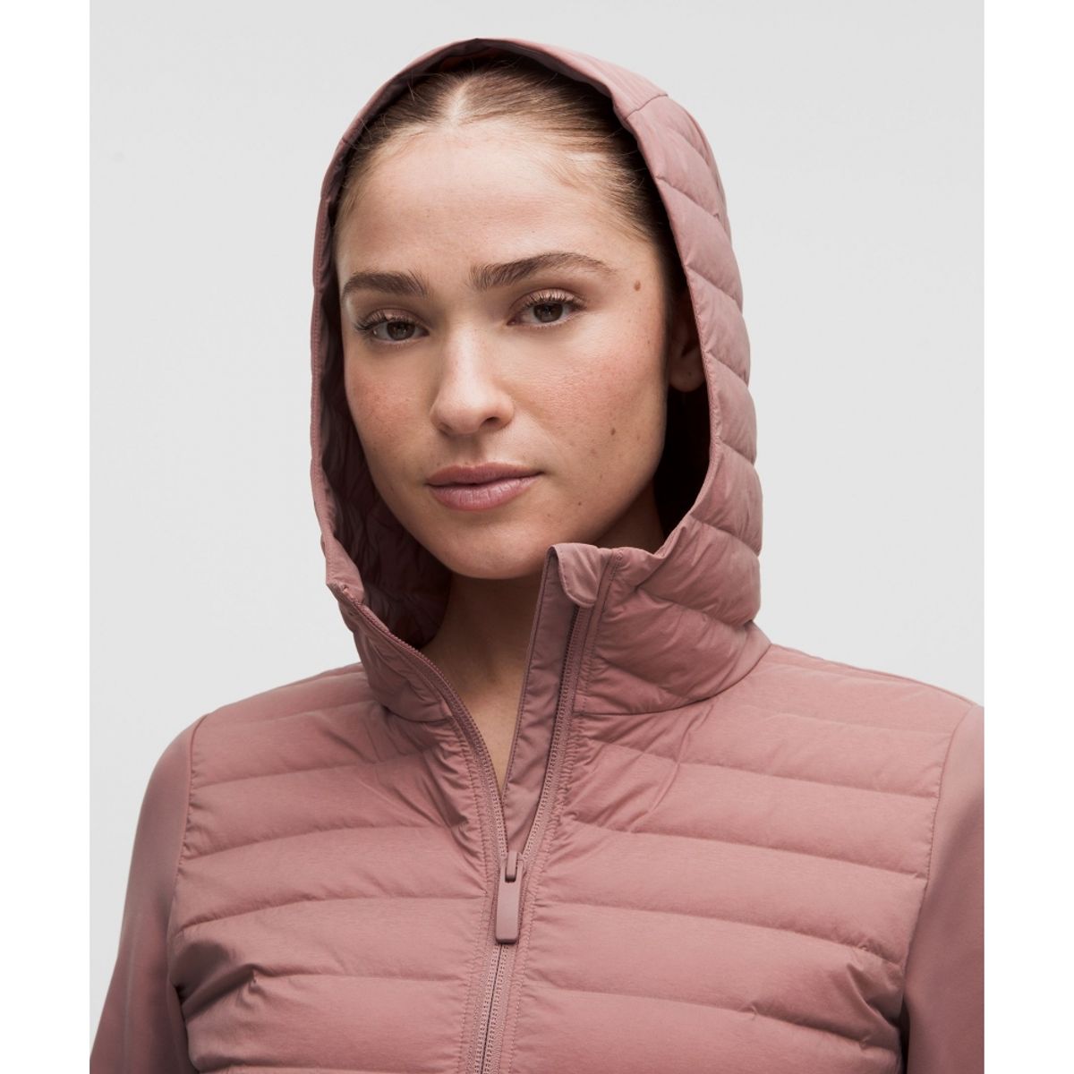 룰루레몬(LULULEMON) 다운 앤 어라운드 700 다운 필 재킷  TOPK