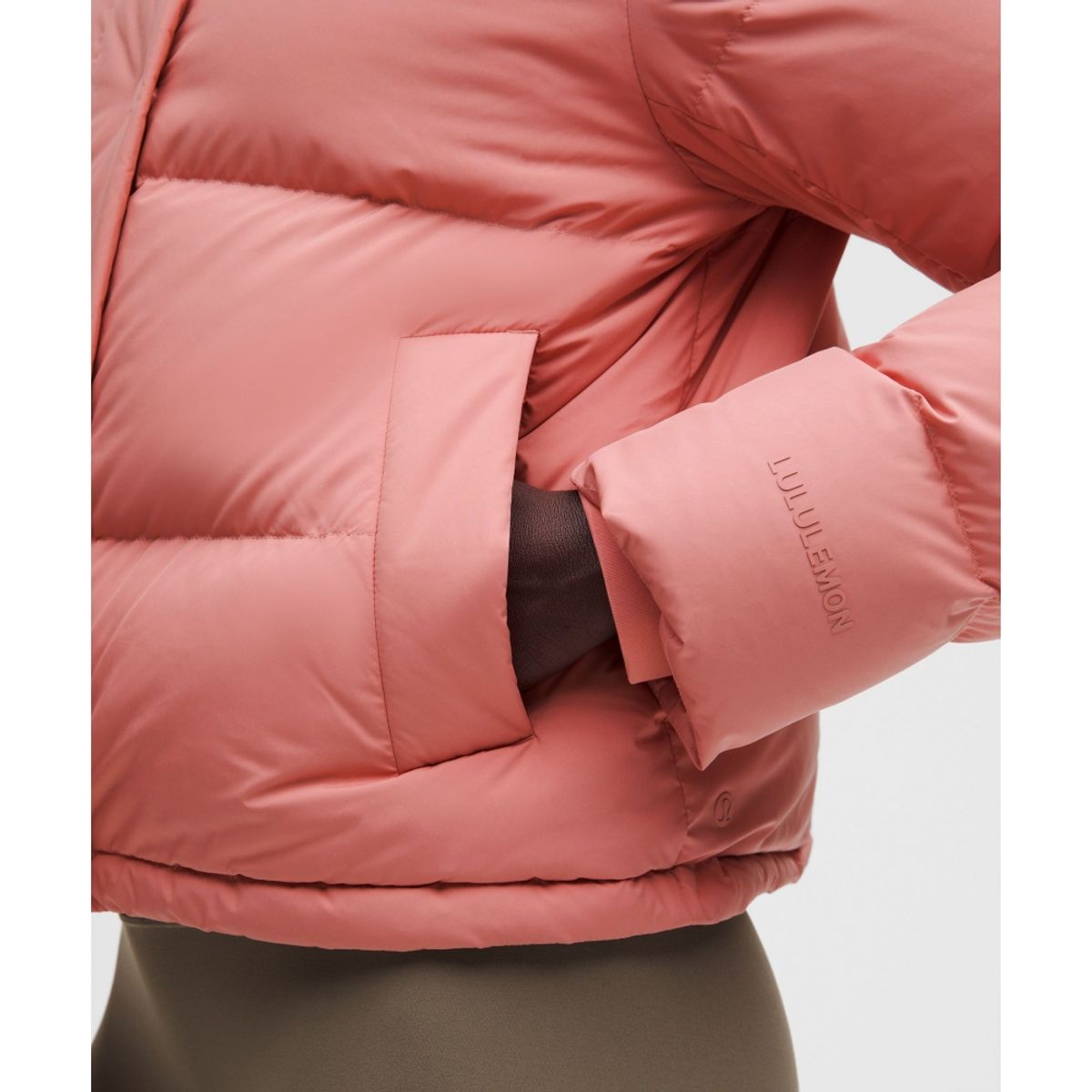 룰루레몬(LULULEMON) 원더 퍼프 크롭 재킷 *업데이트 핏  PPDE