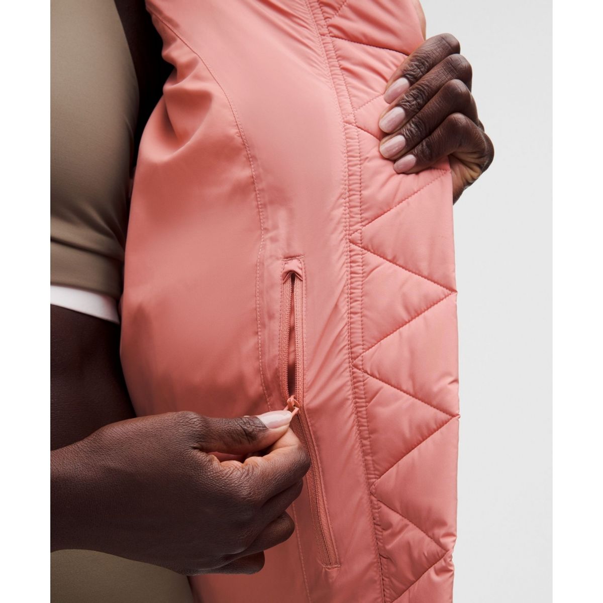 룰루레몬(LULULEMON) 원더 퍼프 크롭 재킷 *업데이트 핏  PPDE