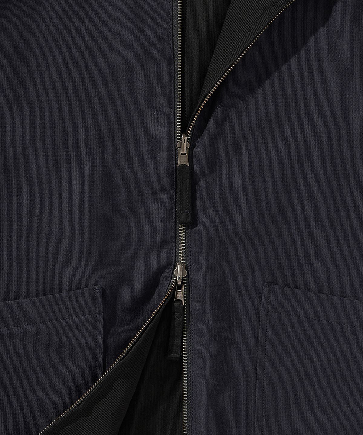 히즈핸더(HISHANDER) REVERSIBLE TANKER JACKET