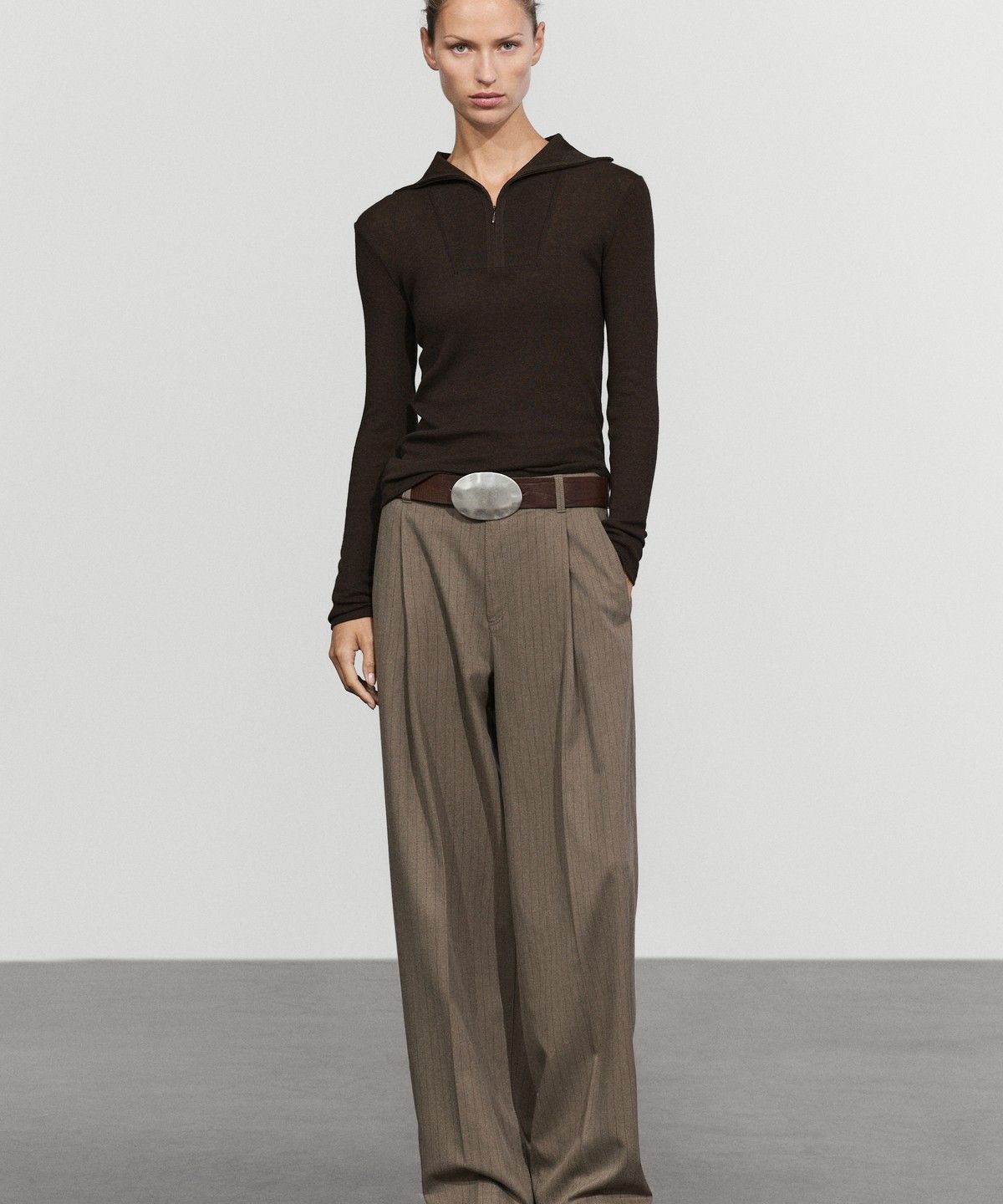 마시모두띠(MASSIMO DUTTI) 와이드 레그 핀스트라이프 팬츠
