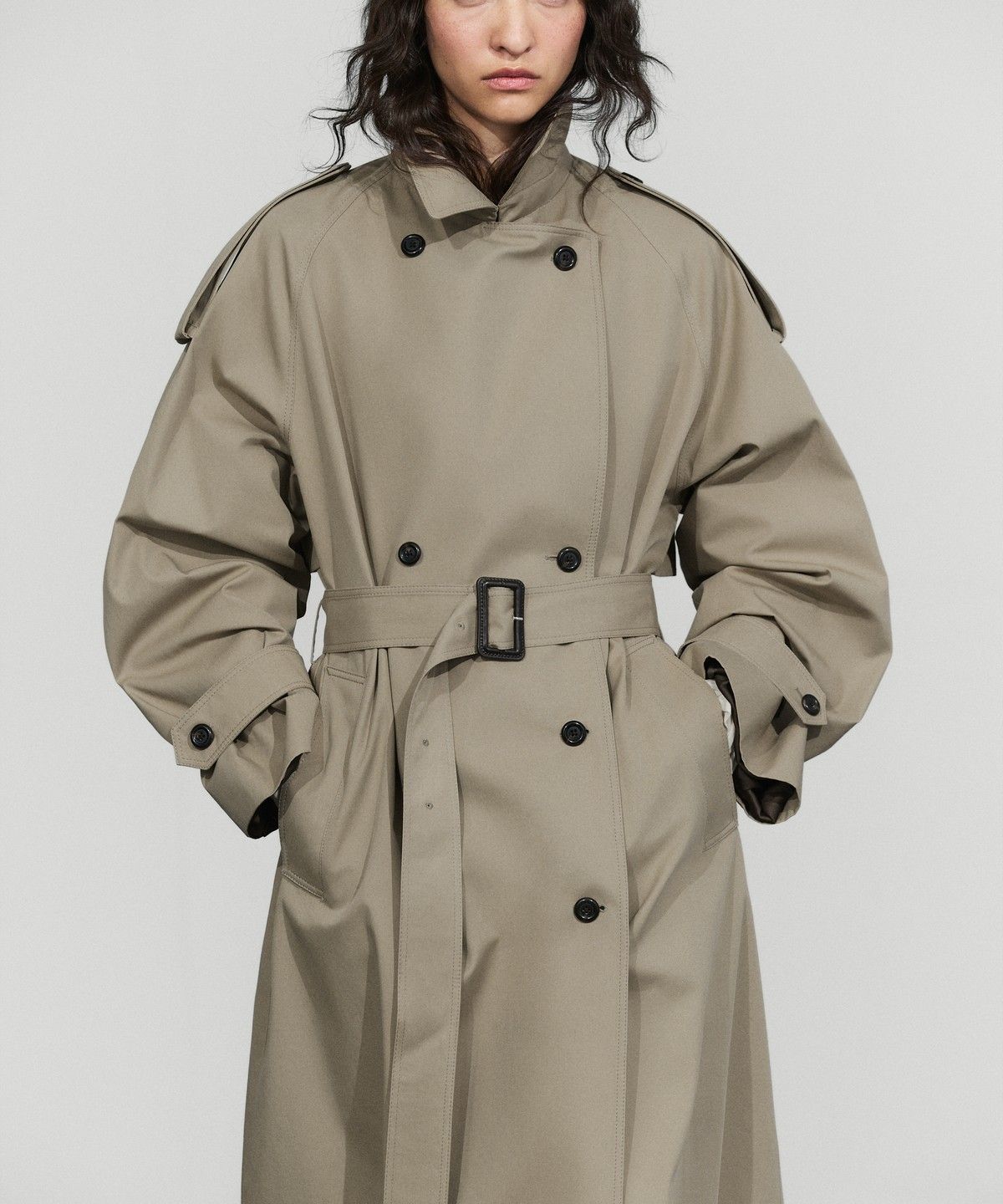 마시모두띠(MASSIMO DUTTI) 더블 브레스티드 트렌치코트