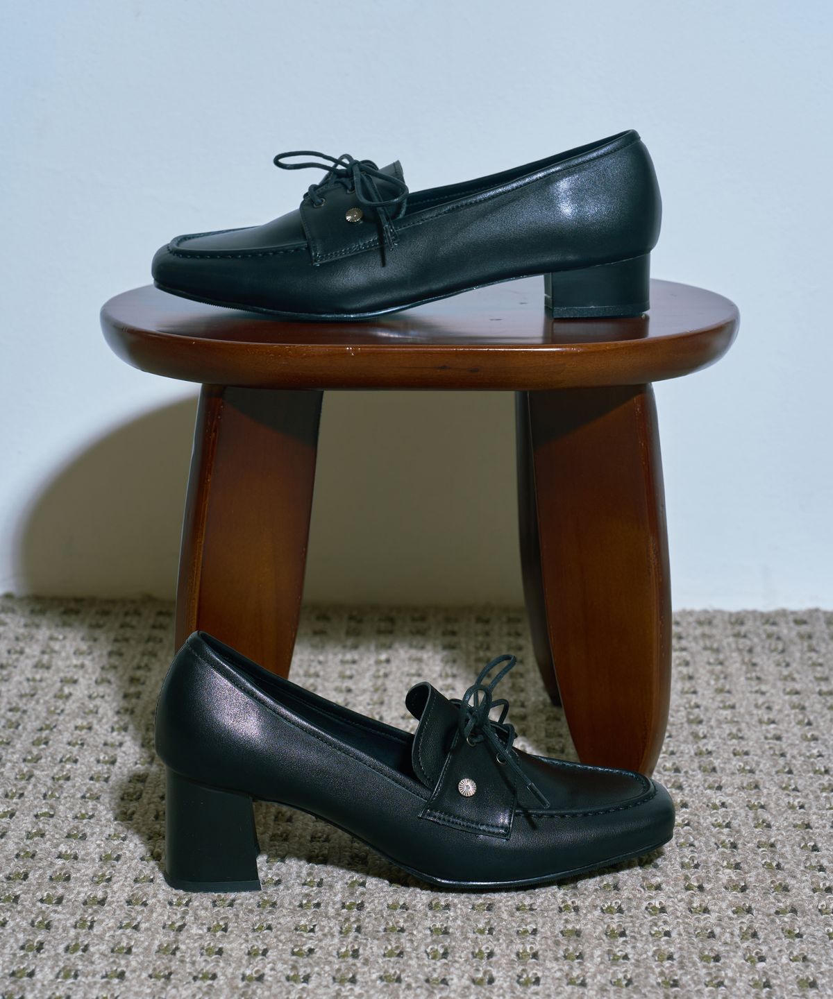 커스텀에이드 우먼(CUSTOMADE WOMAN) 로웬 빈티지 로퍼 힐 3/6cm (CW0113BK)