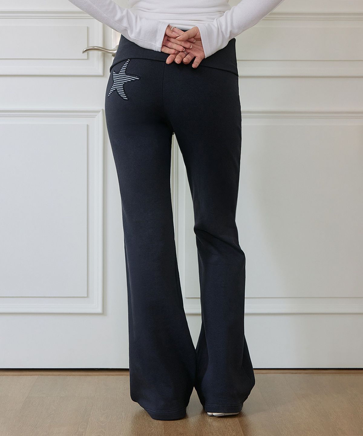 로제프란츠(ROSEFRANTZ) Fold-Over Waistband Flare Pants [Navy]