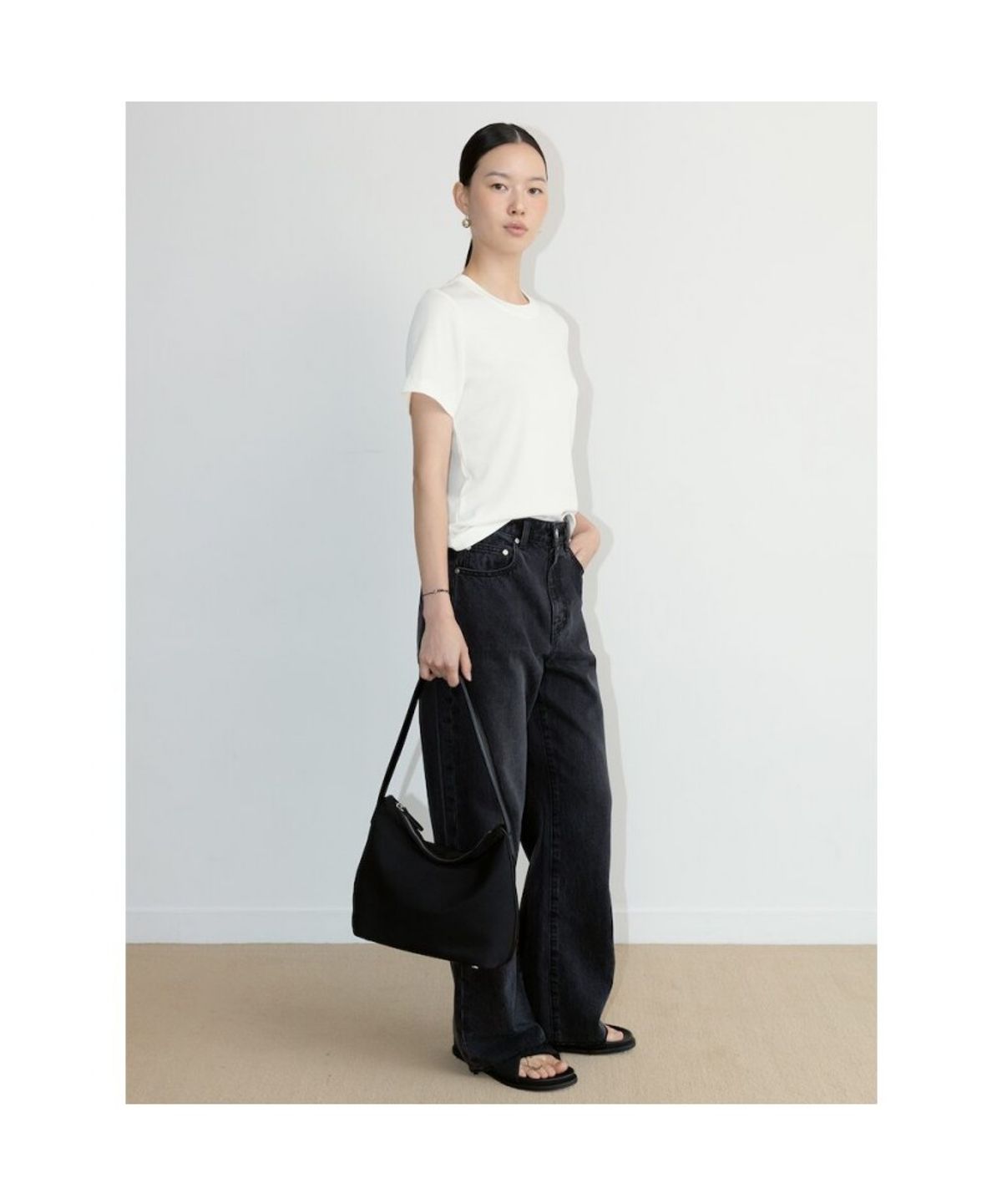 디애퍼처(THE APERTURE) 90s HighWaist Pants  Black (TA6421A085)