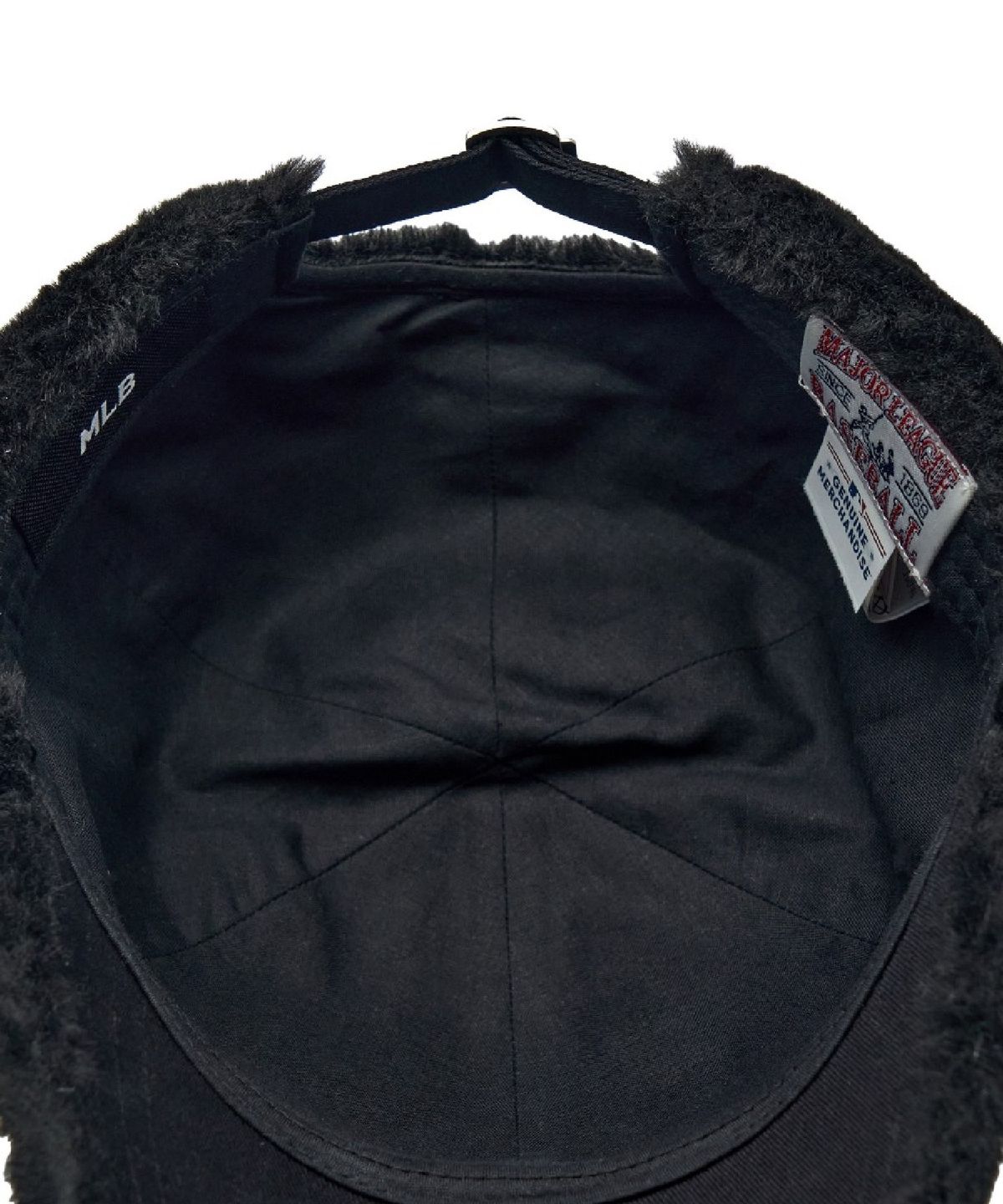 엠엘비(MLB) 페이크 퍼 언스트럭쳐 볼캡 LA (Black)