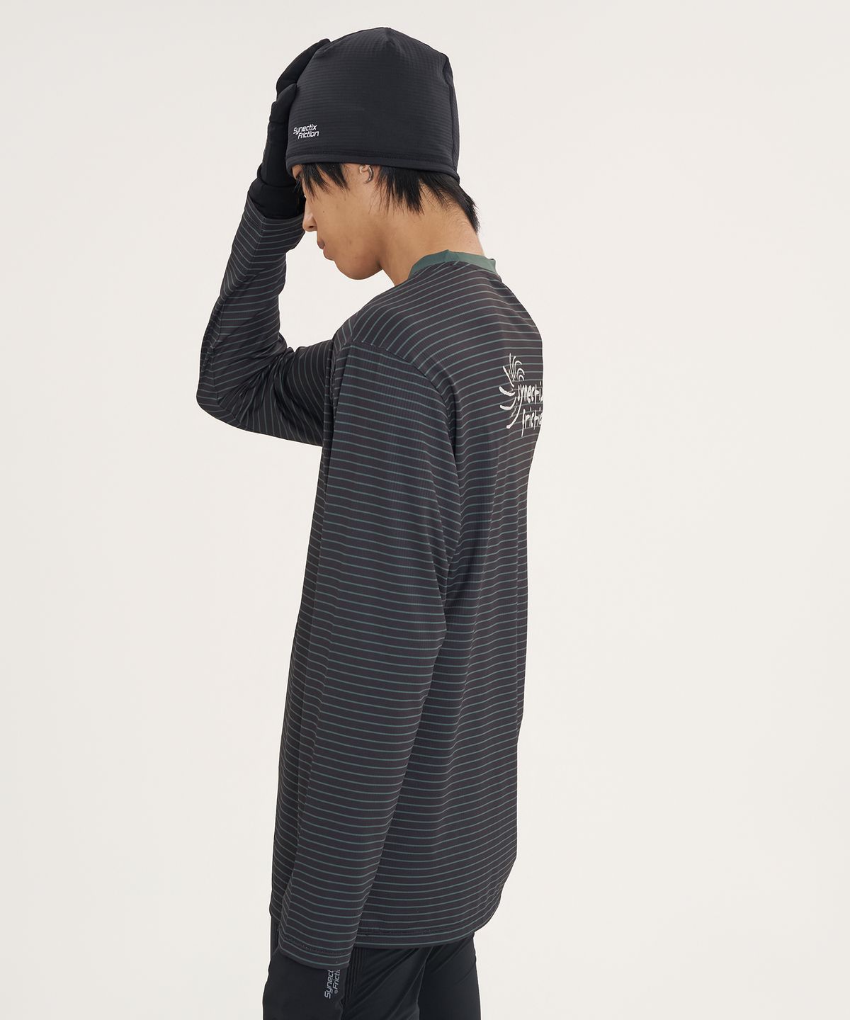 고요웨어(GOYOWEAR) [시넥틱스 프릭션] 듀얼 그리드 비니 (블랙)