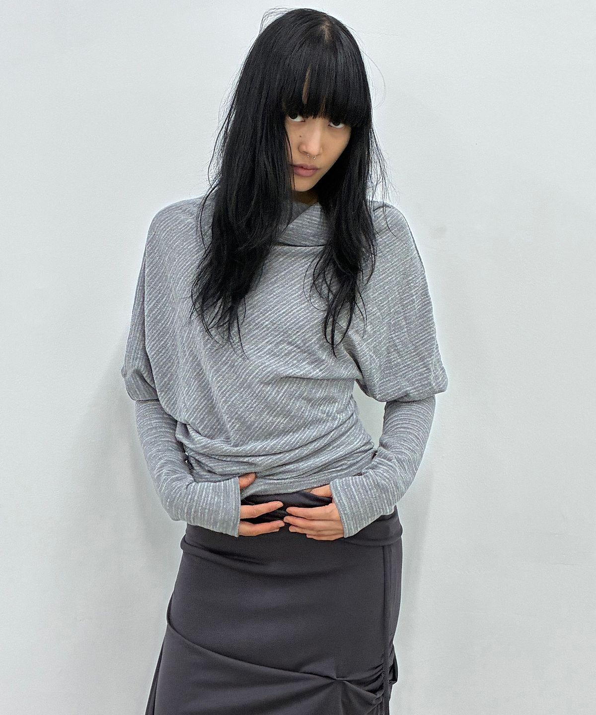 플레어업(FLAREUP) Knit Asymmetrical Long Sleeve (FL-193_Stripe Gray)