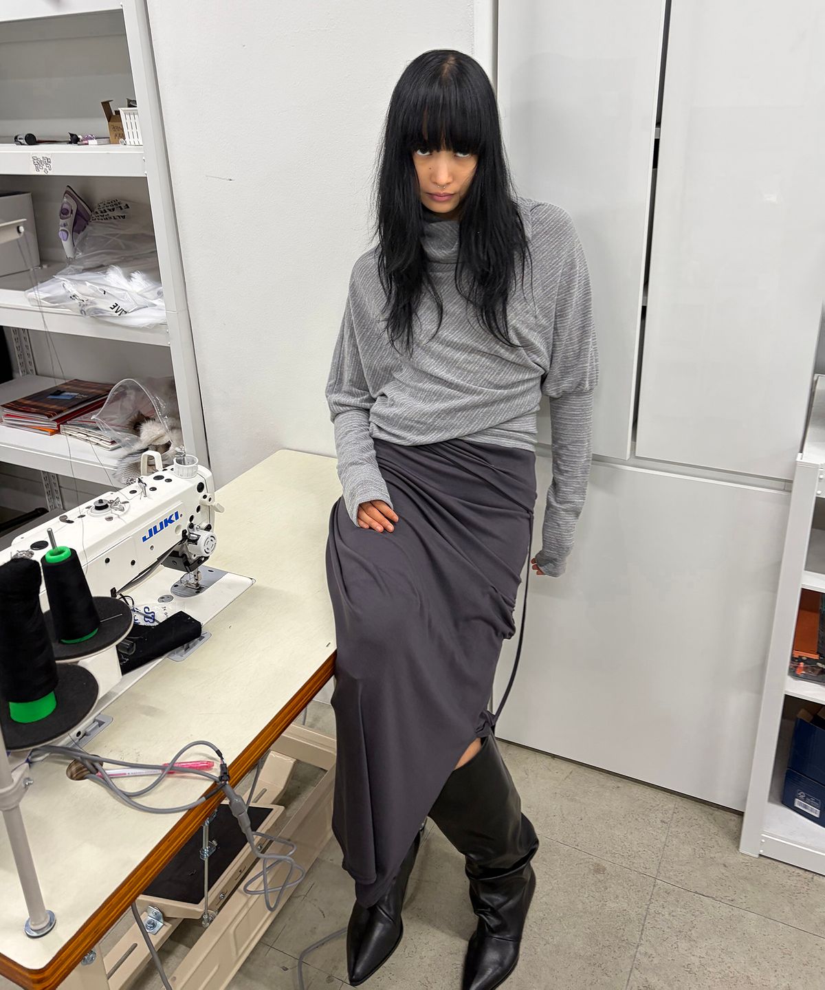 플레어업(FLAREUP) Knit Asymmetrical Long Sleeve (FL-193_Stripe Gray)