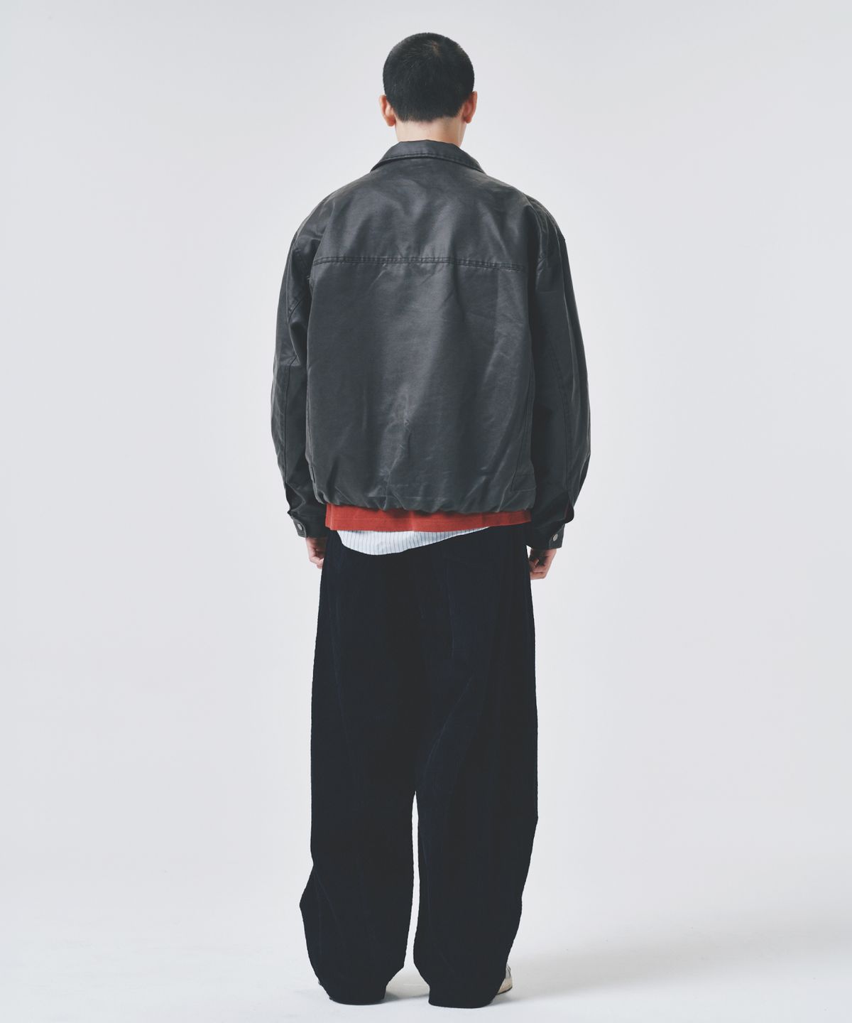 콜드블랭킷(COLD BLANKET) 오버핏 레더 라이크 투웨이 빈티지 블루종