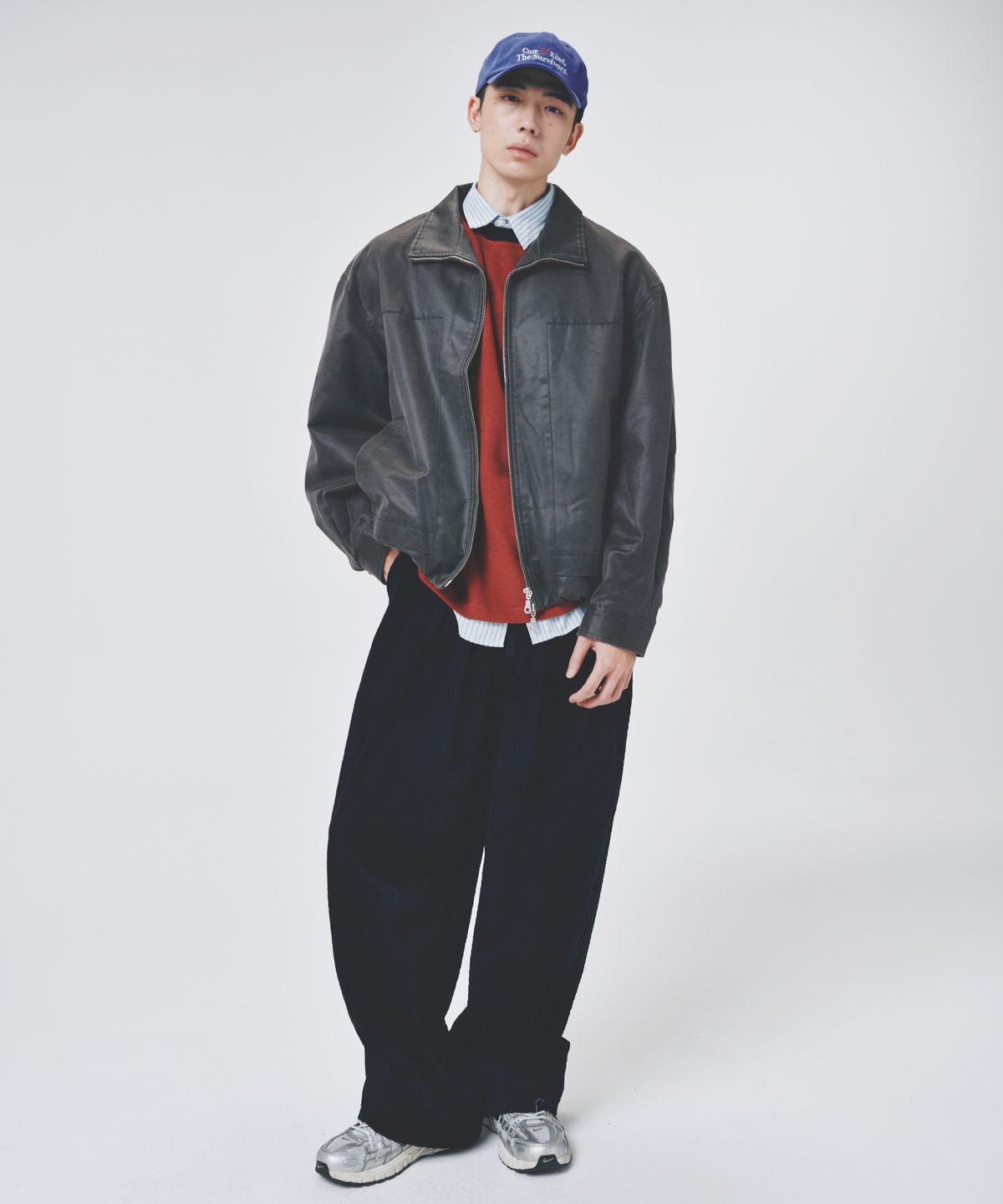 콜드블랭킷(COLD BLANKET) 오버핏 레더 라이크 투웨이 빈티지 블루종