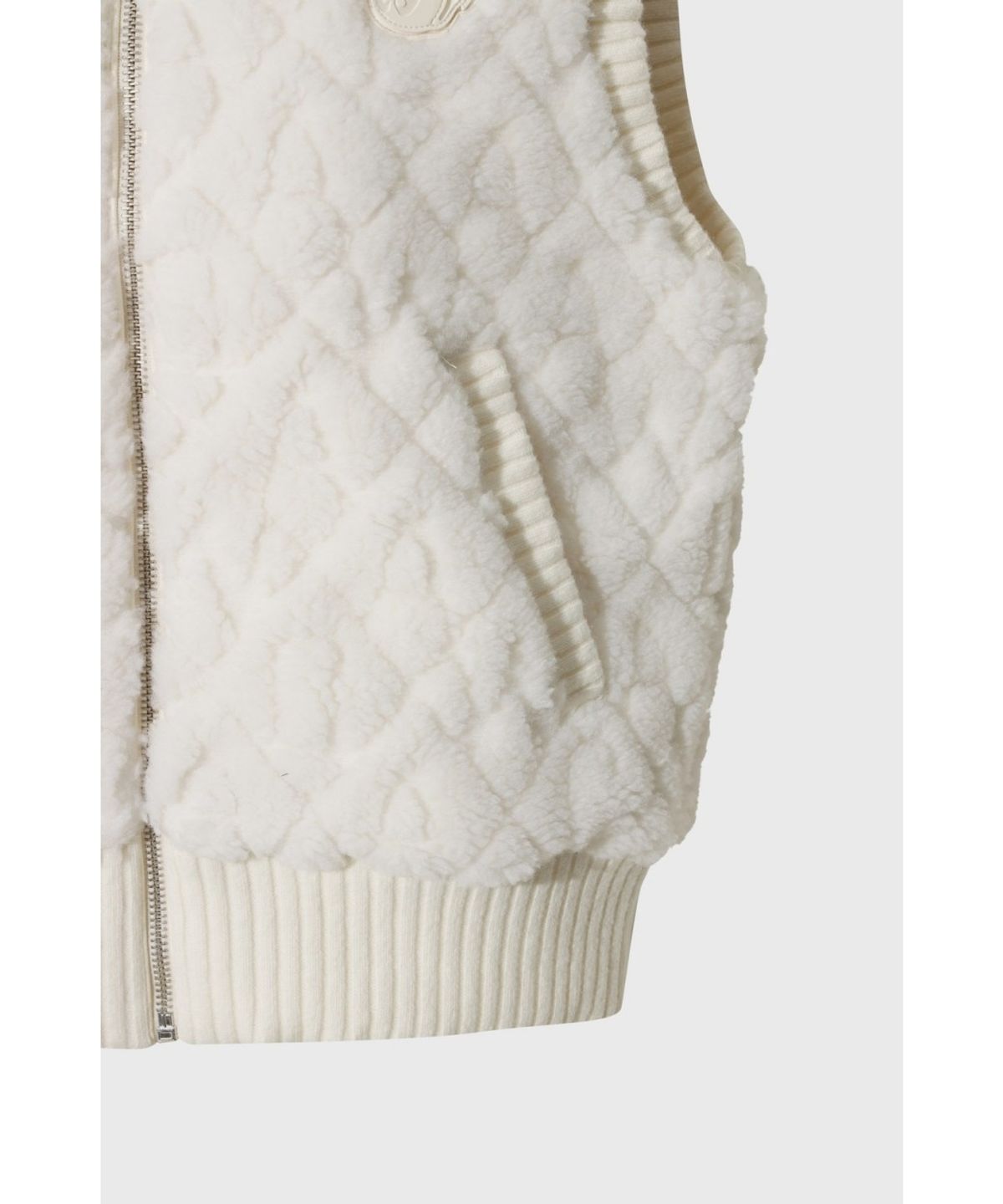 왁(WAAC) Women Jacquard vest WWVAW26804IVX