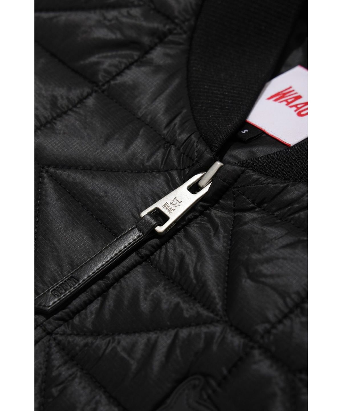 왁(WAAC) Women Wedge essential vest WWVAW26700BKX