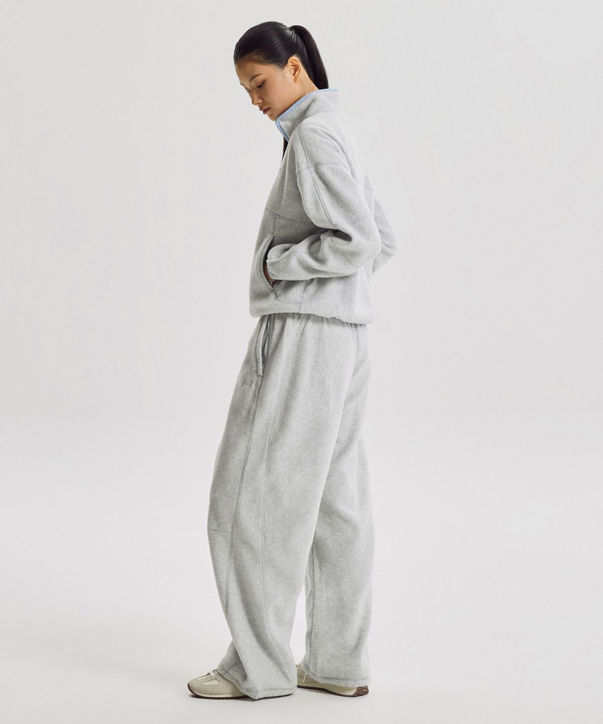 뉴발란스(NEW BALANCE) NBMLG4W952 / WOMEN 코지 플리스 와이드팬츠 (L/GRAY)