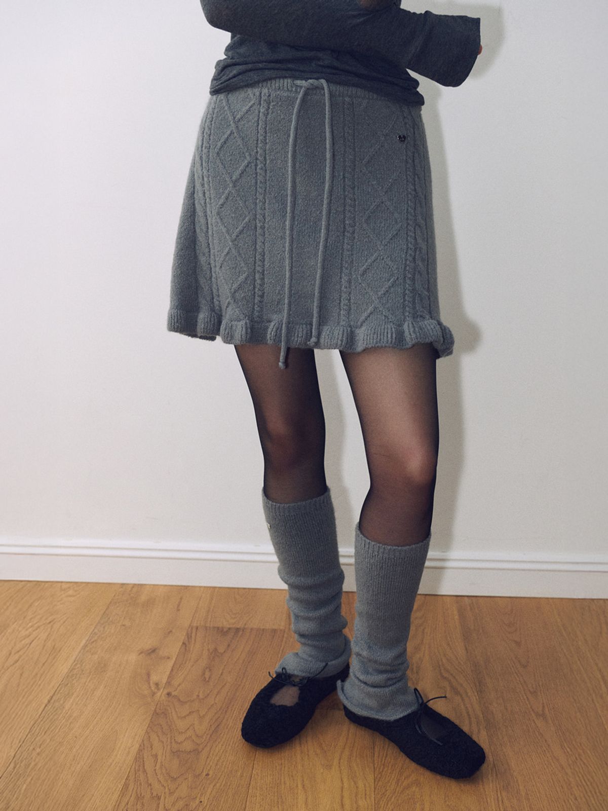 에트몽(ETMON) Wool Alpaca Knit Leg Warmers, Grey