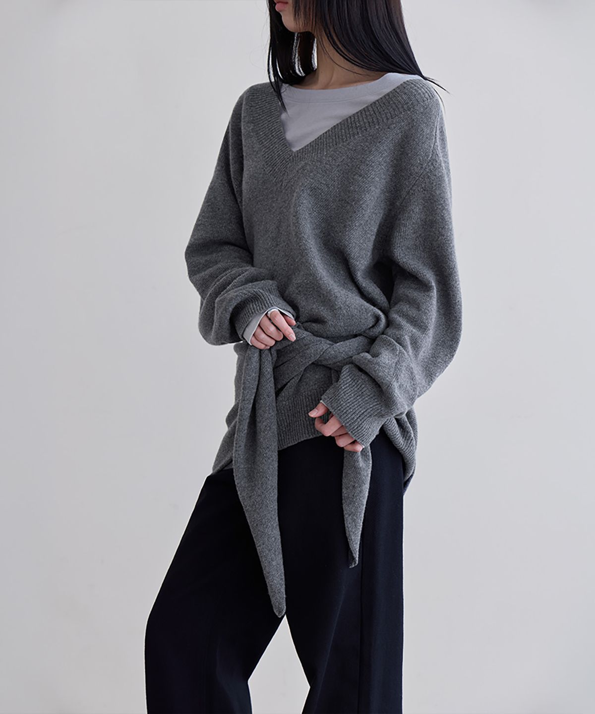 런던다다(LONDONDADA) Wool-Blend Relaxed V-Neck Knit, CHARCOAL