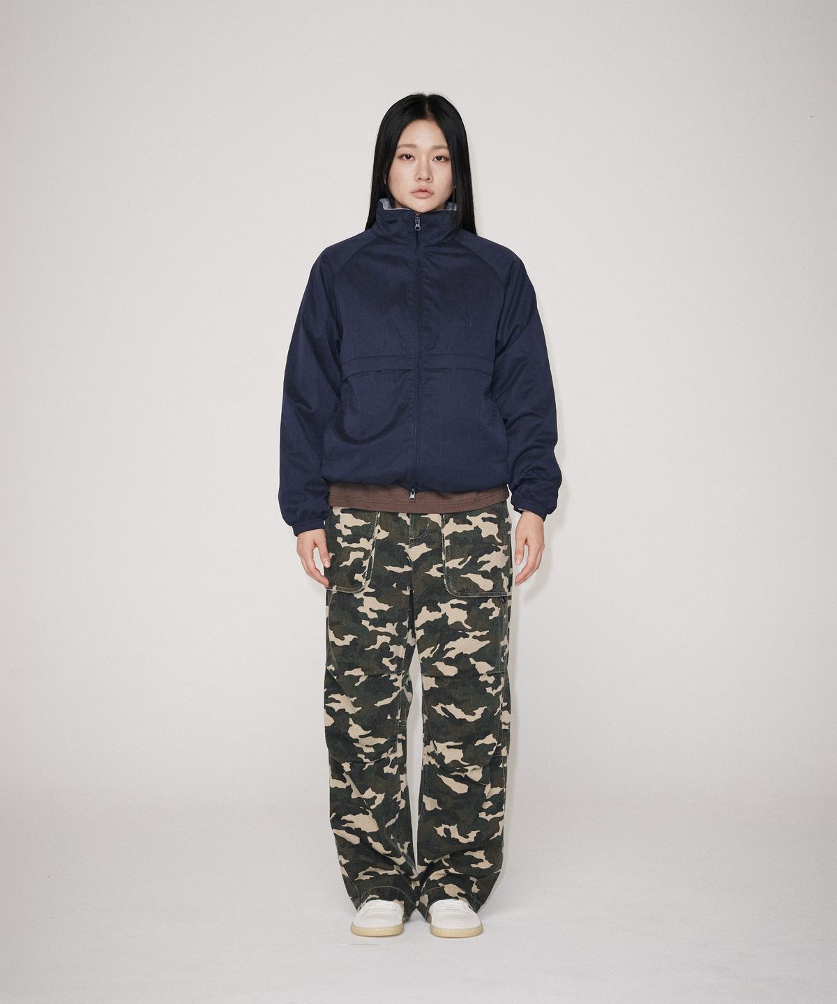 유니버스 가먼트(UNIVERSE GARMENT) 투웨이 스탠드넥 자켓_NAVY