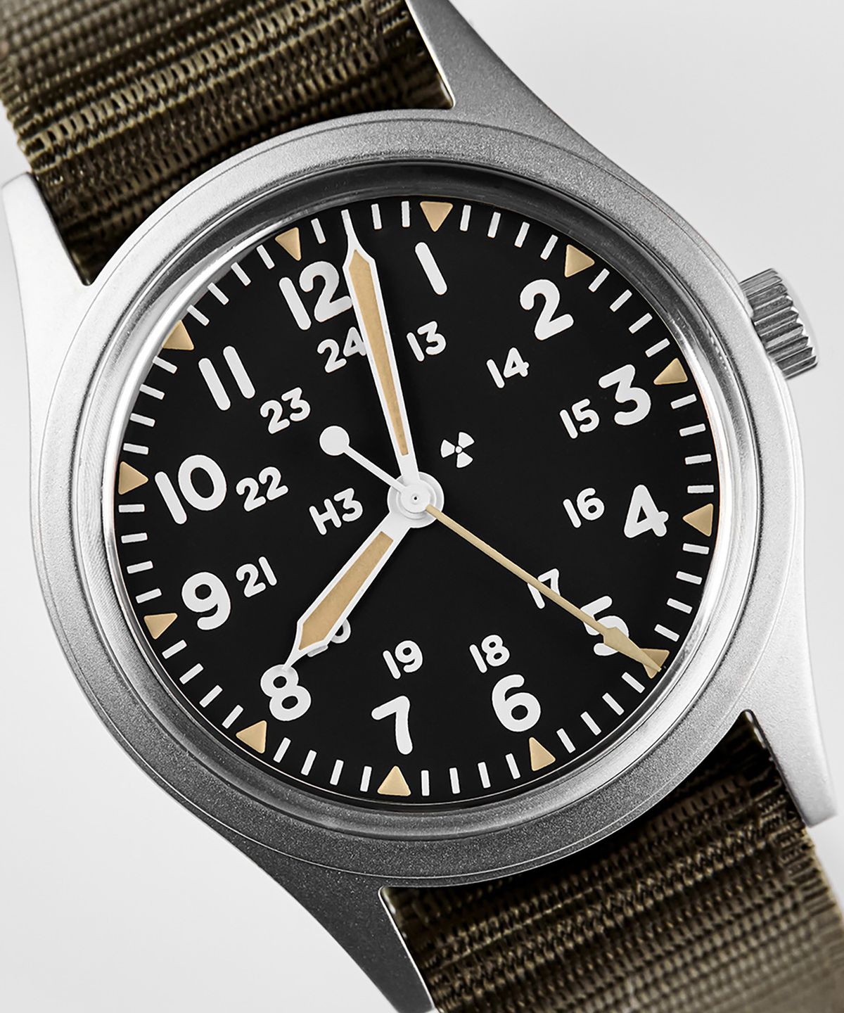 엠더블유씨 시계(MWC WATCH) MIL-W-46374B VH31 데저트 카키 - 실버X카키
