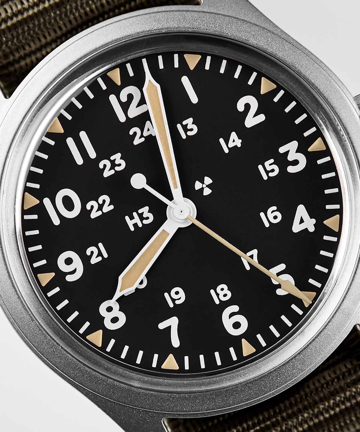 엠더블유씨 시계(MWC WATCH) MIL-W-46374B VH31 데저트 카키 - 실버X카키
