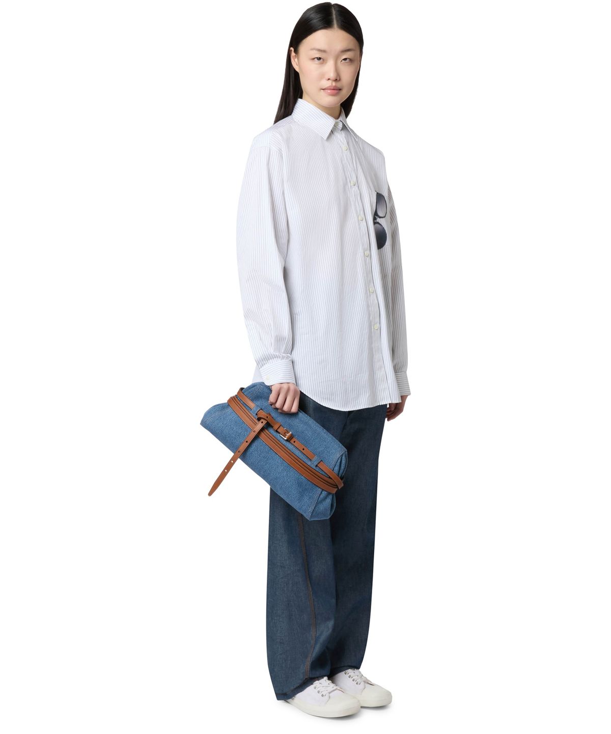 모스키노(MOSCHINO) 타이 미 데님 라지 클러치 백 Blue Denim