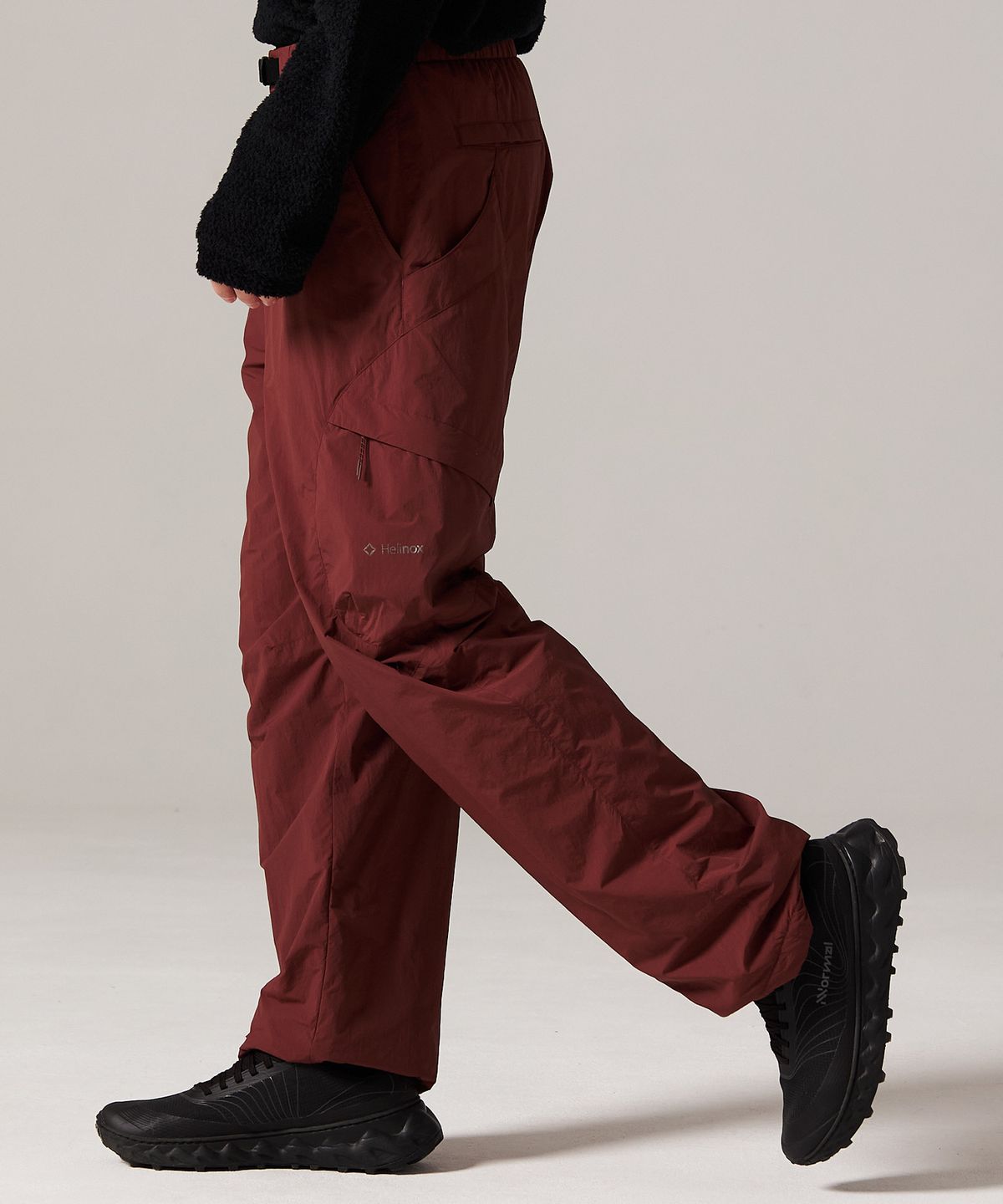 헬리녹스 웨어(HELINOX WEAR) 이클립스 알파 윈드 카고팬츠_Dark Red