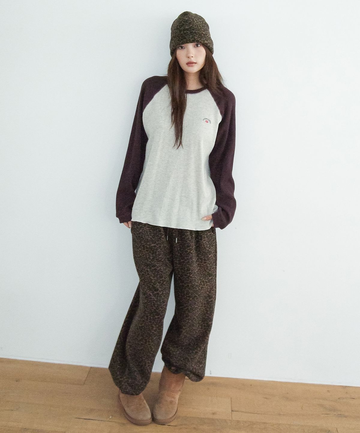 해비즘(HAVISM) FLEECE PATTERN SWEATPANTS(LEOPARD BROWN)