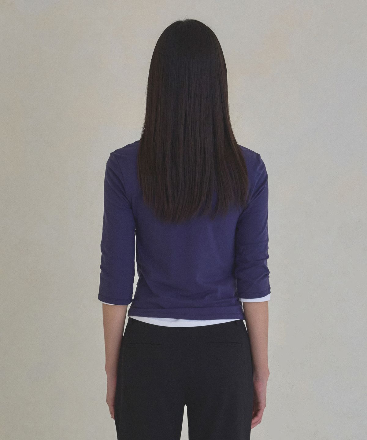 실롯(SEALOT) Eyelet Shirring Three-Quarter Sleeve Top (Purple)