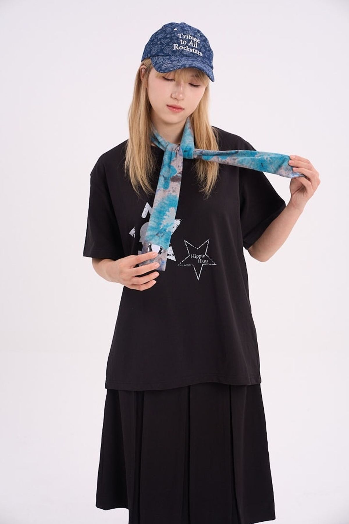 히피하우스(HIPPIE HAUS) Blue Flower Knit Scarf