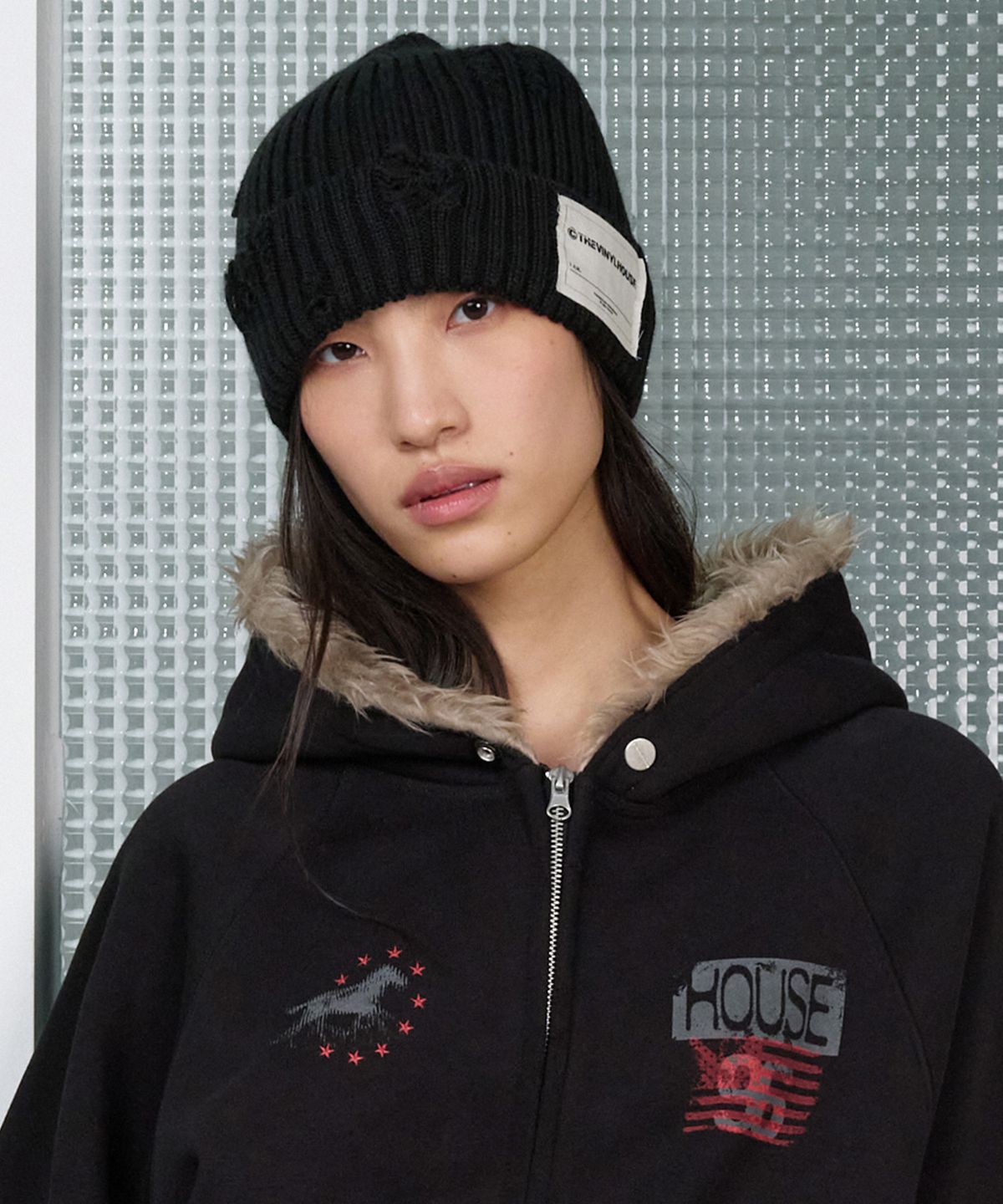 더바이닐하우스(THEVINYLHOUSE) DAMAGE KNIT BEANIE BLACK
