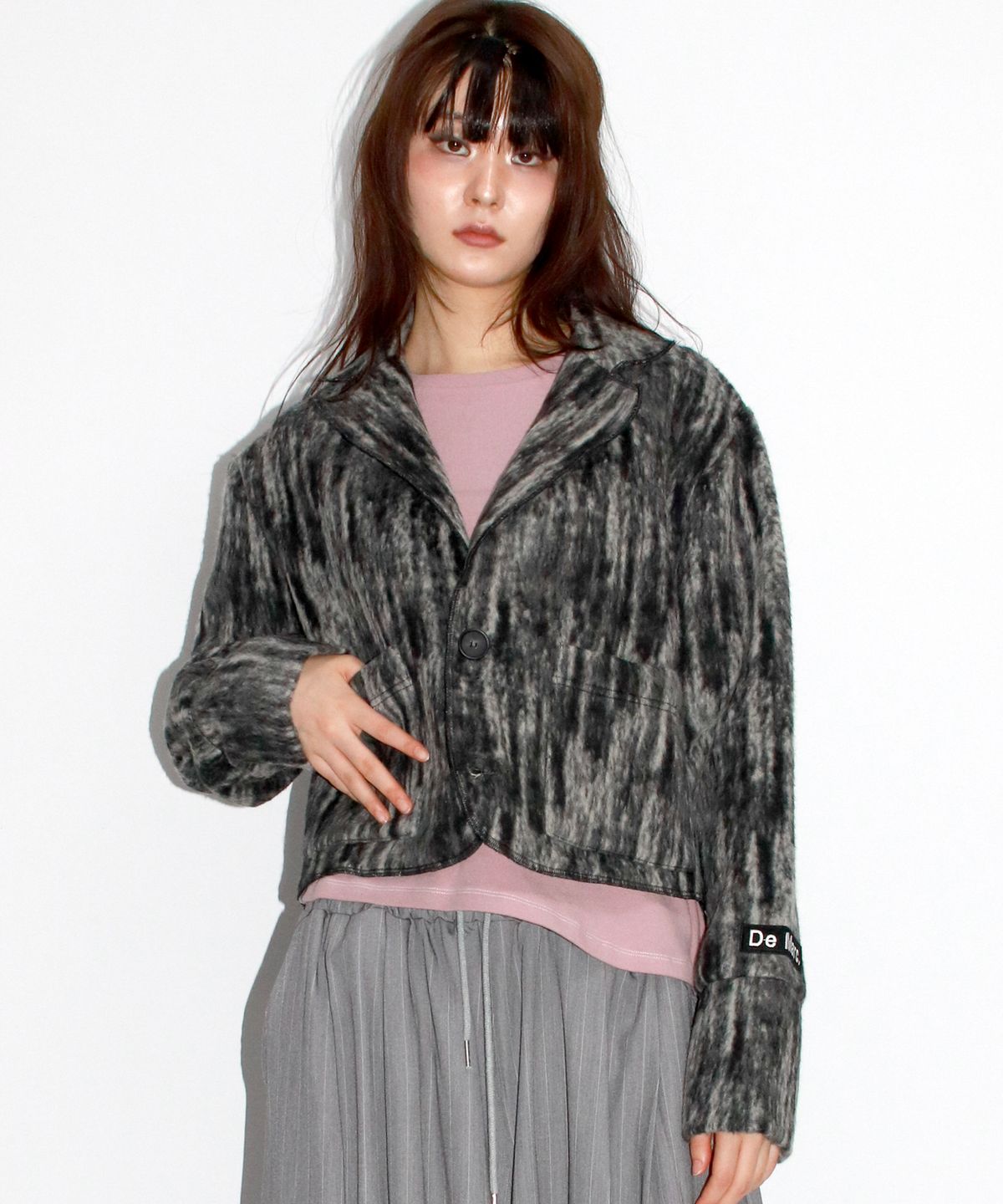 드마크(DEMARC) TAILORED MEDIUM CROP JACKET (OMBRE WOOL) -  Black