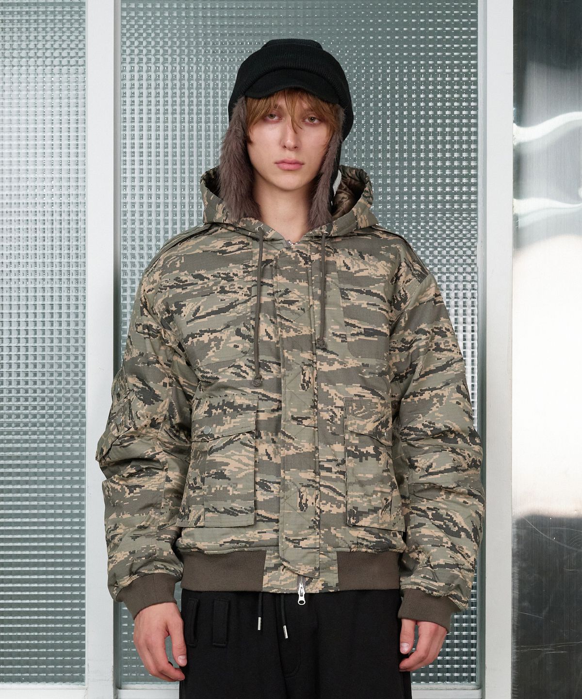 더바이닐하우스(THEVINYLHOUSE) MILITARY HOODED JACKET CAMO