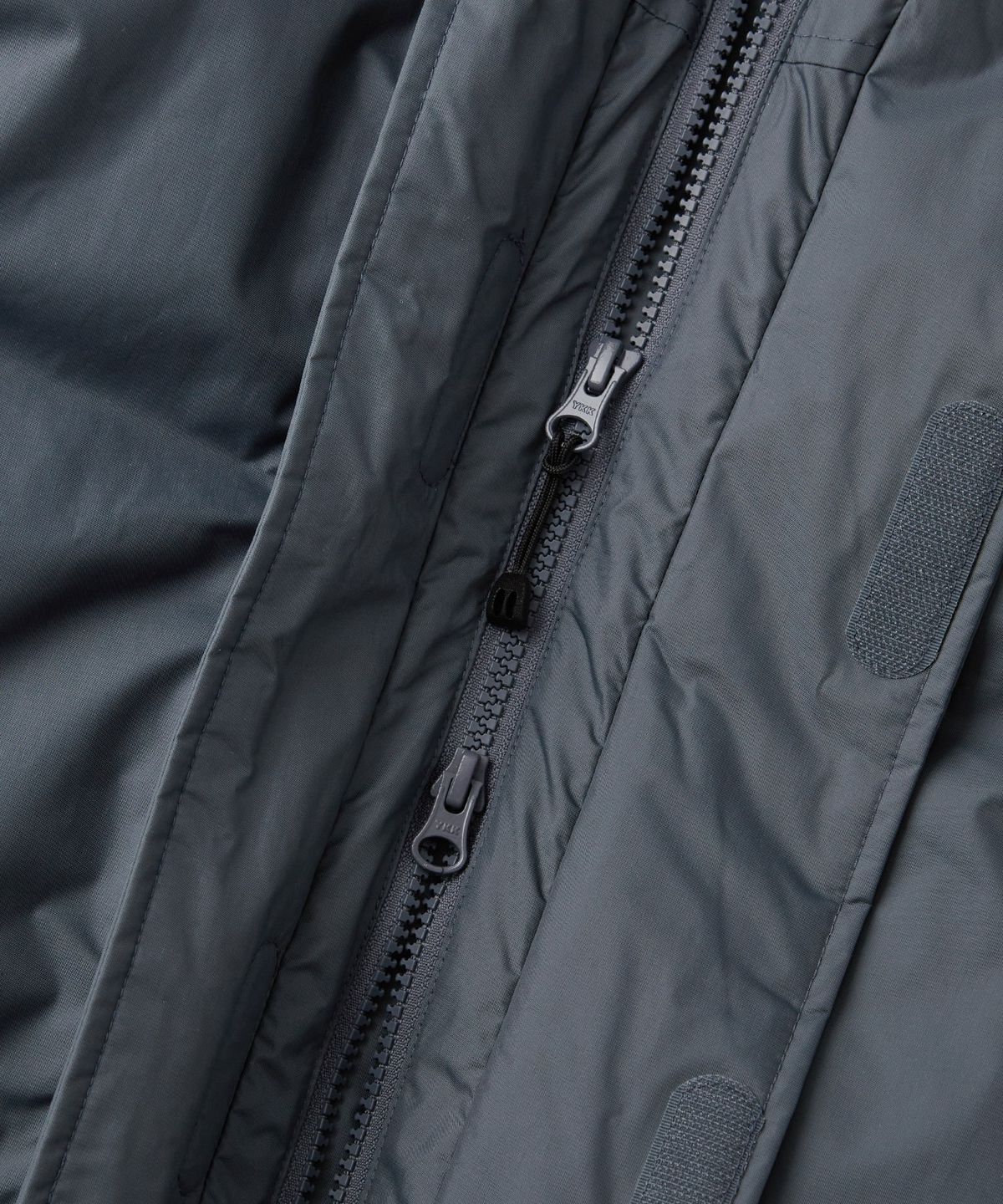 아웃스탠딩(OUTSTANDING) TORAY LEVEL7 DOWN PARKA_ASH NAVY