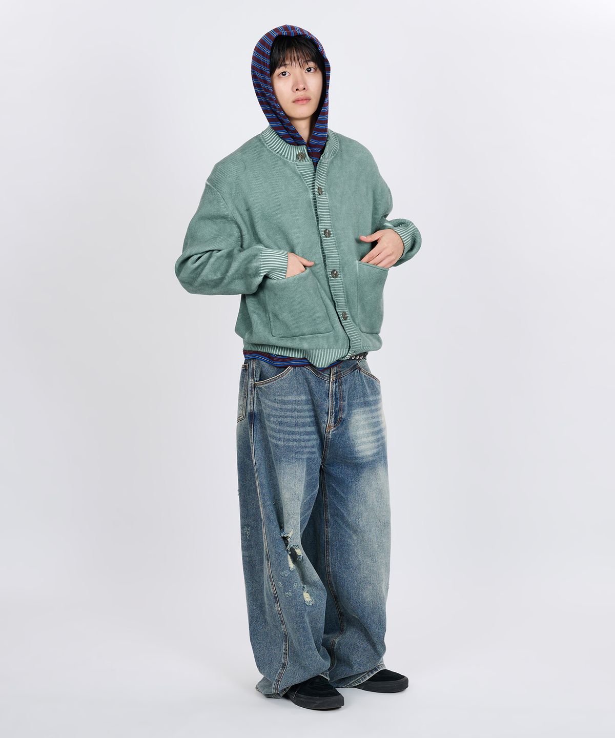 논타입(NONTYPE) VTG WASHED BUTTON CARDIGAN (GREEN)