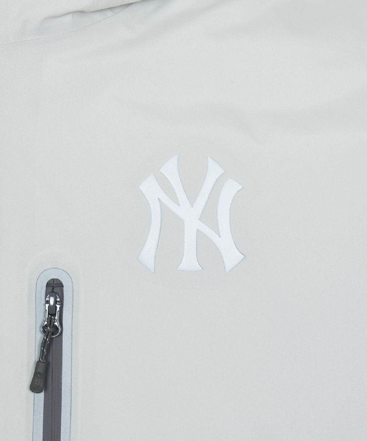 엠엘비(MLB) 고어텍스 2L 아웃포켓 구스 미드패딩 NY (Ptn.Cream)