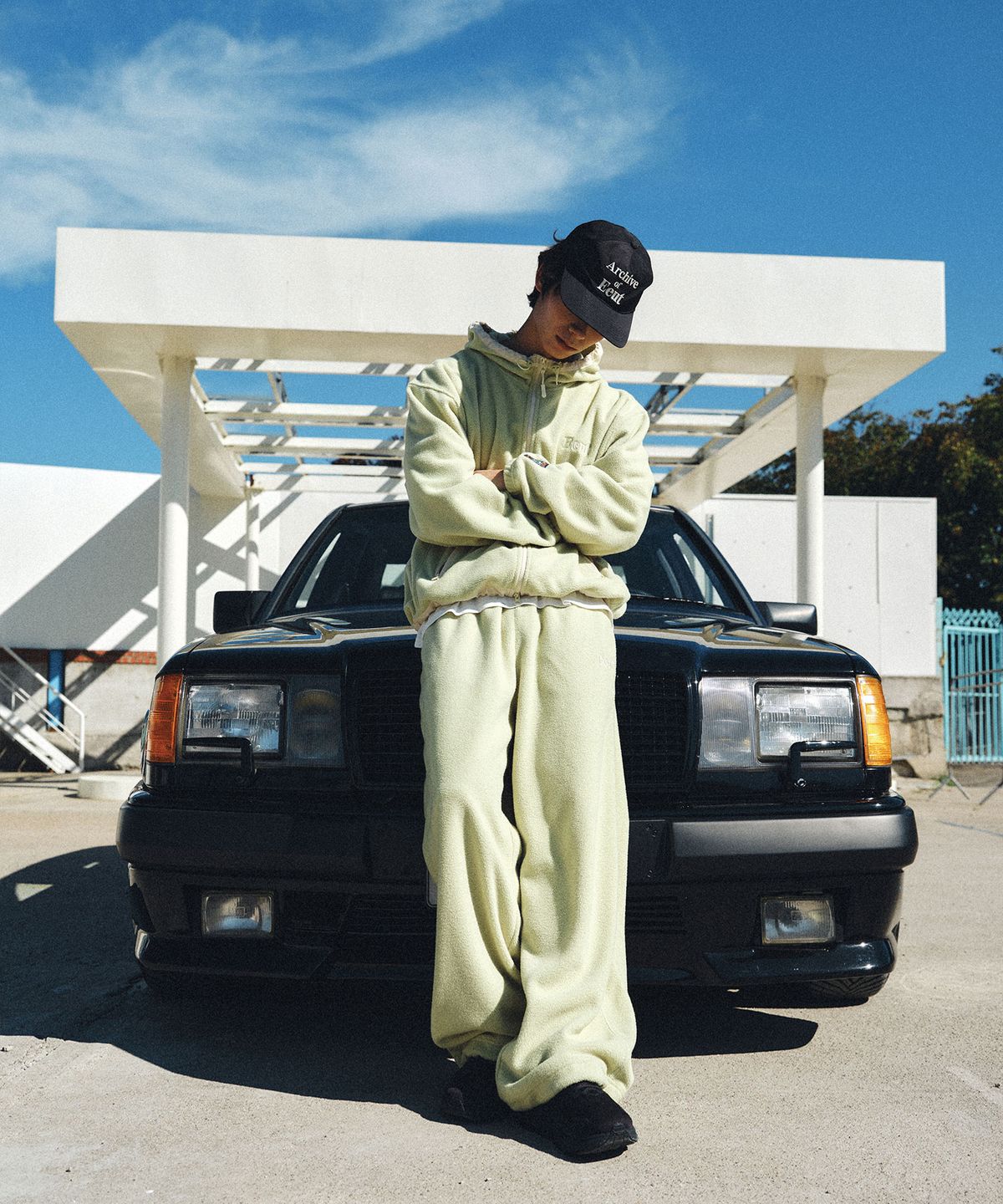 이우트(EEUT) 17 FLEECE PANTS / LIGHT GREEN