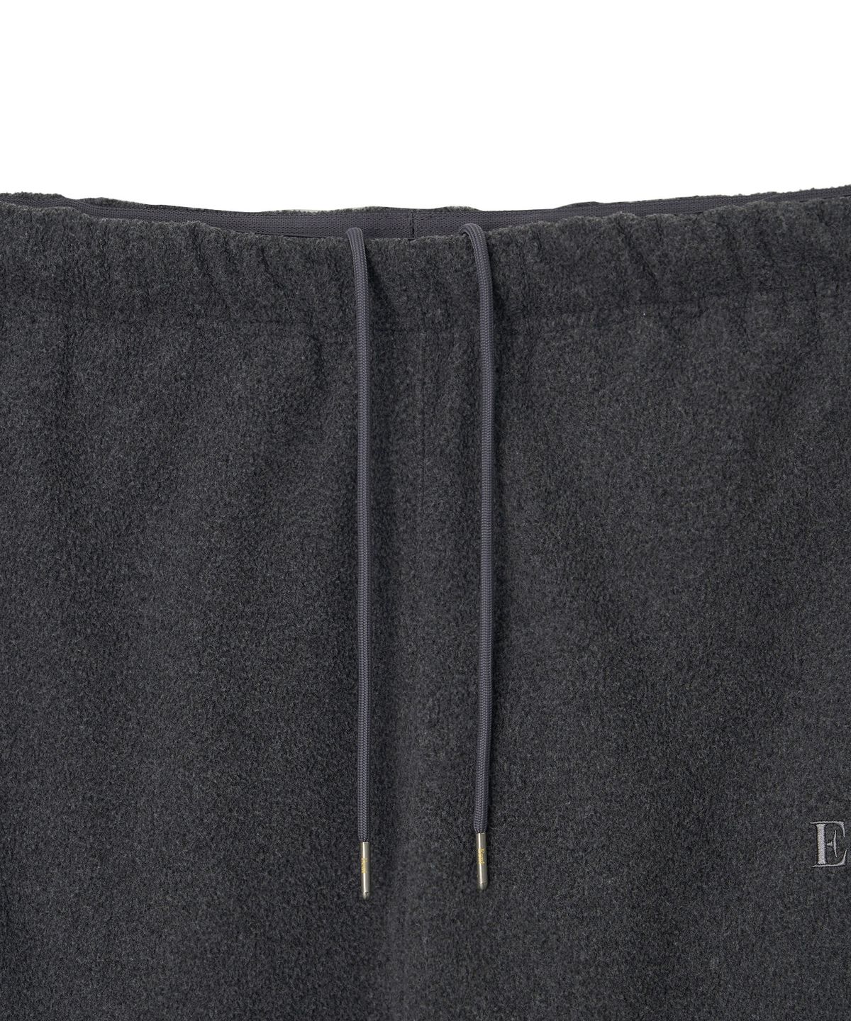 이우트(EEUT) 17 FLEECE PANTS / DARK GRAY