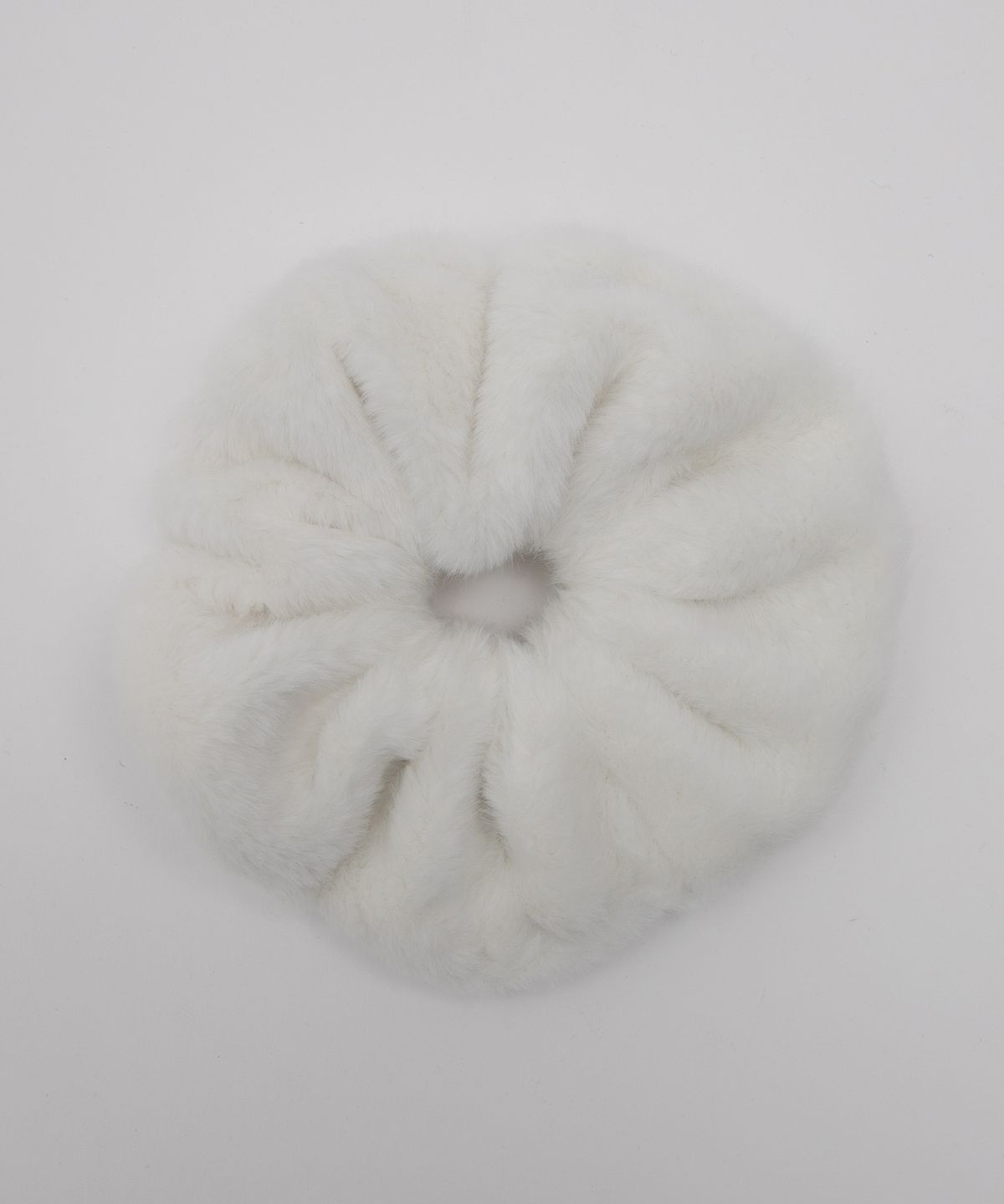 로라로라(ROLAROLA) FUR SCRUNCHY WHITE