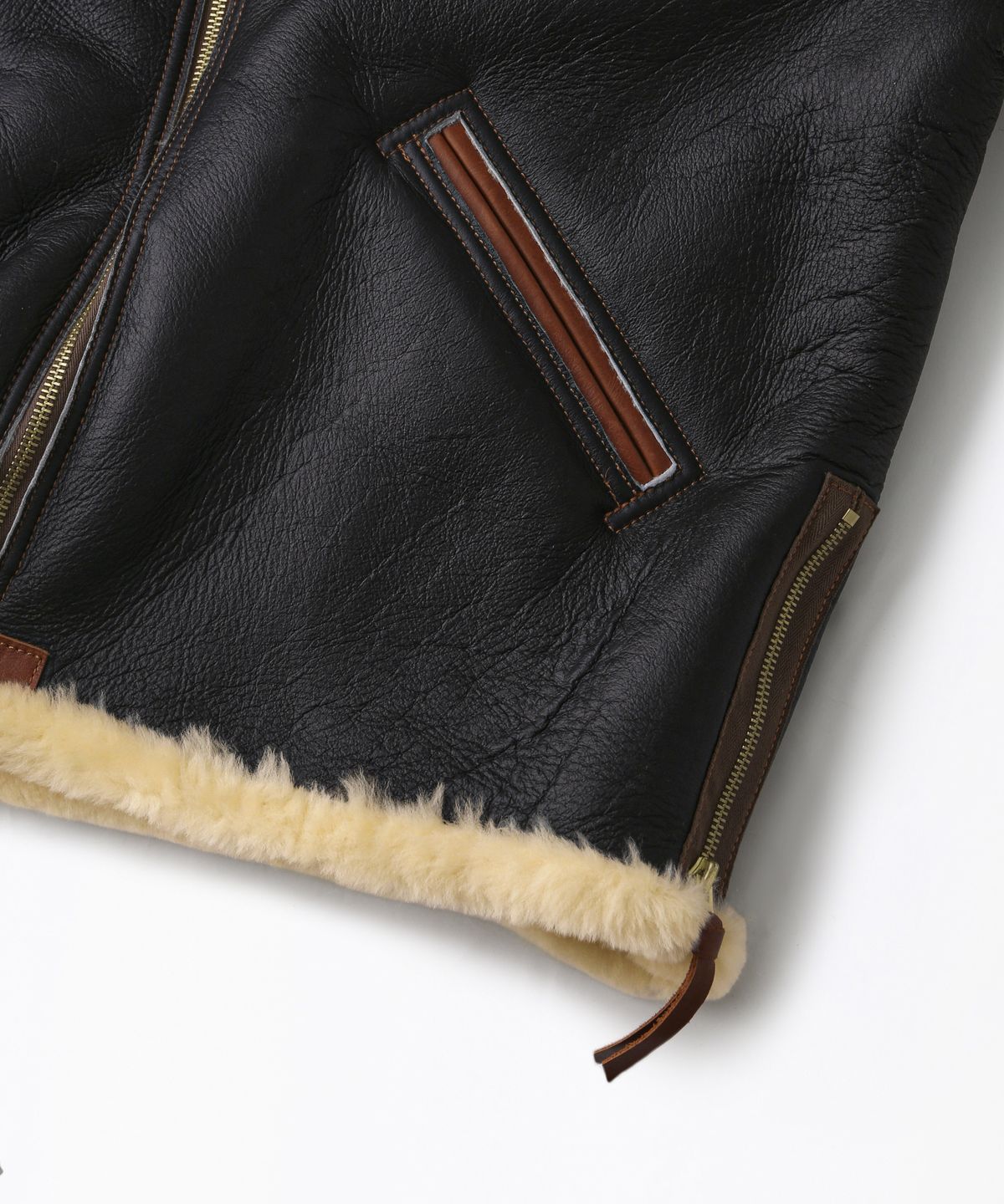 아웃스탠딩(OUTSTANDING) TYPE B-6 MOUTON JACKET_D.BROWN