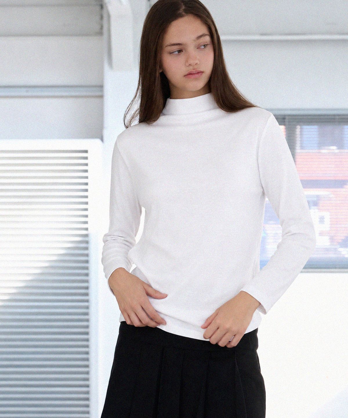 슬로우롤리(SLOWLOLLI) [속기모] Soft mock neck t-shirt_5 Colors