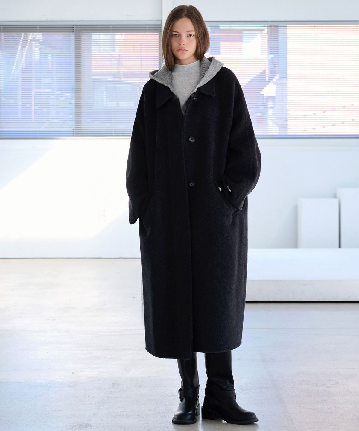 슬로우롤리(SLOWLOLLI) Single button handmade coat_2 Colors
