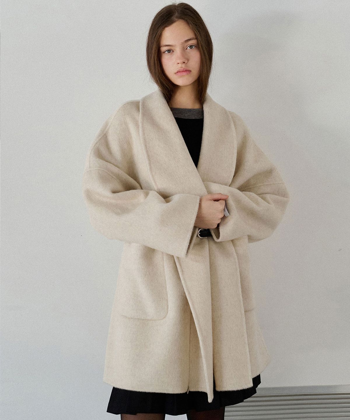 슬로우롤리(SLOWLOLLI) Minimal shawl handmade coat_2 Colors