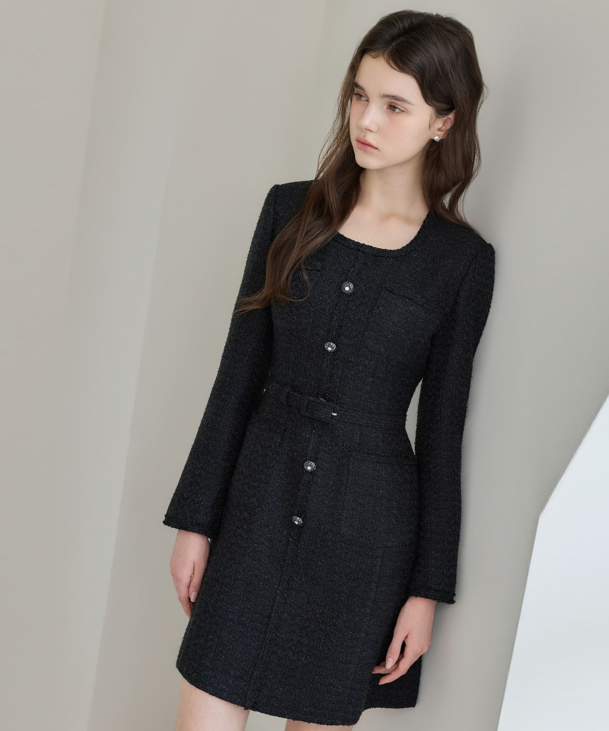 쥴리앤칼라(JULIY&CALLA) 26FW 칼라150 도멘 벨라 트위드 원피스 블랙